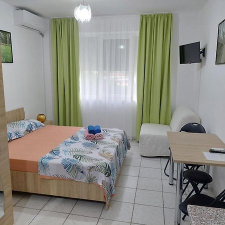 Geo Studios Saturn Dış mekan fotoğraf
