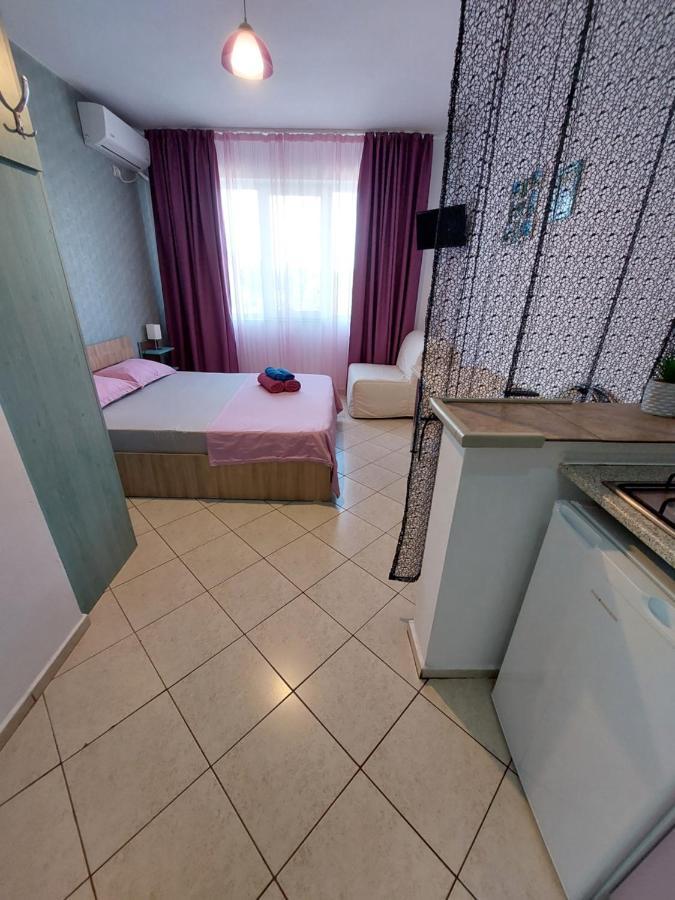 Geo Studios Saturn Dış mekan fotoğraf