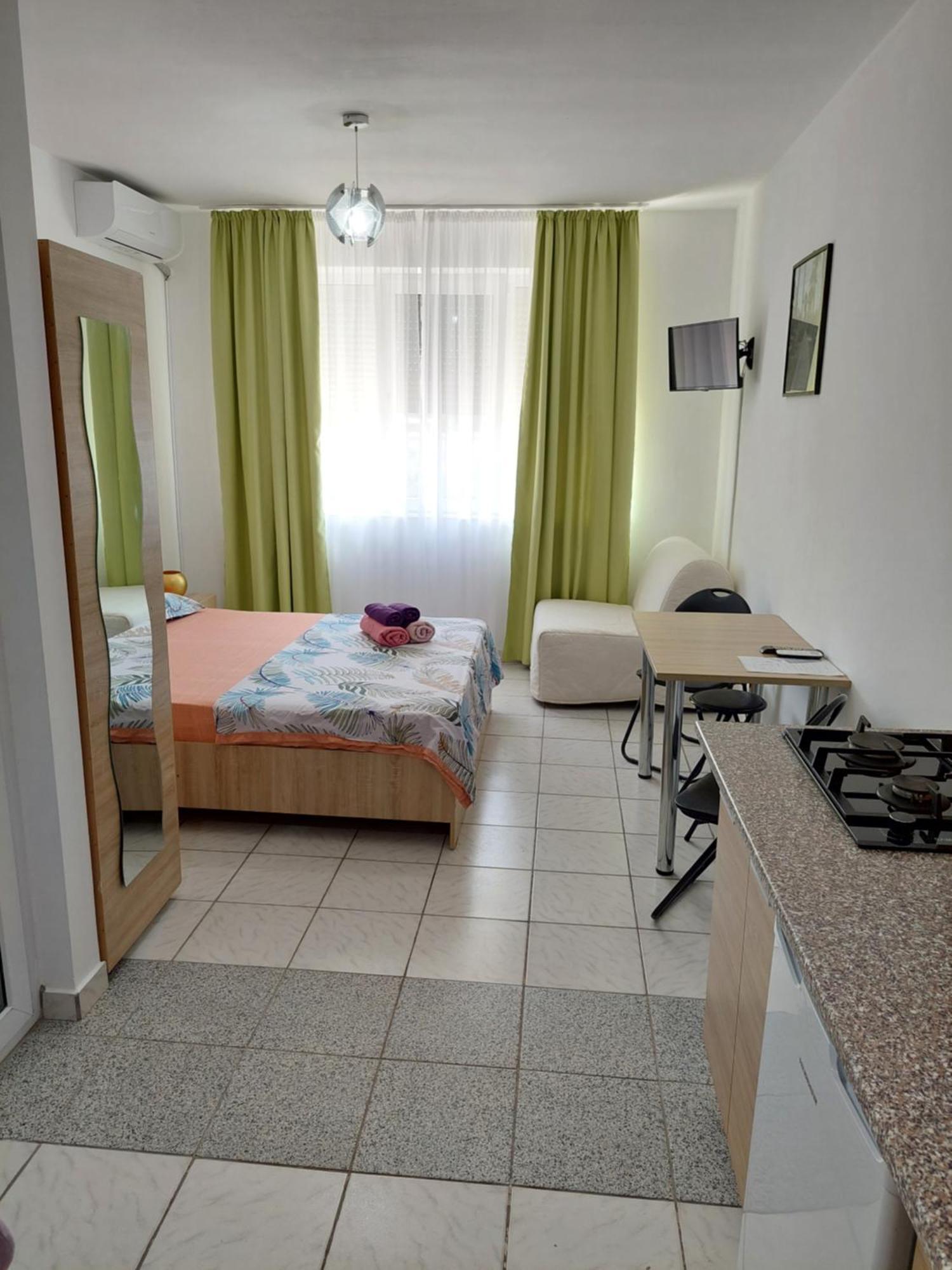 Geo Studios Saturn Dış mekan fotoğraf